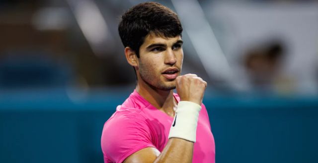 两支球队的 两支球队的